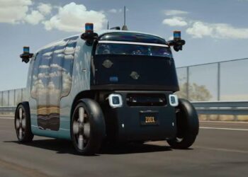 The Rise of Robotaxis Enhances Urban Mobility